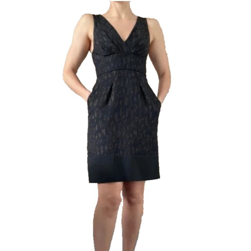 BCBGMaxAzria Dress 8 Black Brown V Neck Back Stretch Sheath Washable Sleeveless